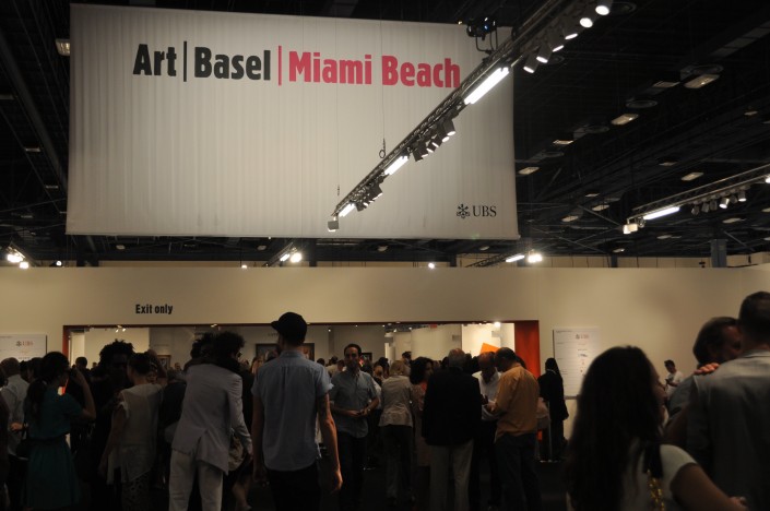 Art-Basel-Miami-Beach-Convetion-Center-2012-01