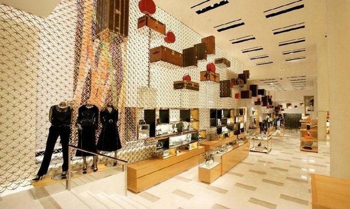 THE BEST FASHION STORES BY PETER MARINO