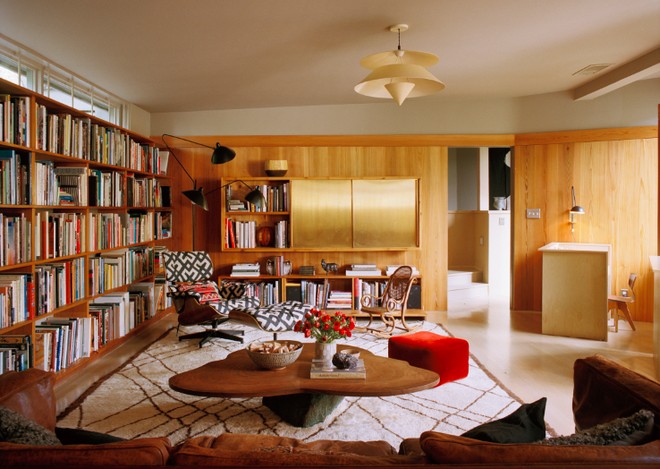 fall-in-love-with-these-15-mid-century-modern-living-rooms